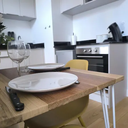 Le Yellow - Moderne & Design - Centre - Wi-fi *