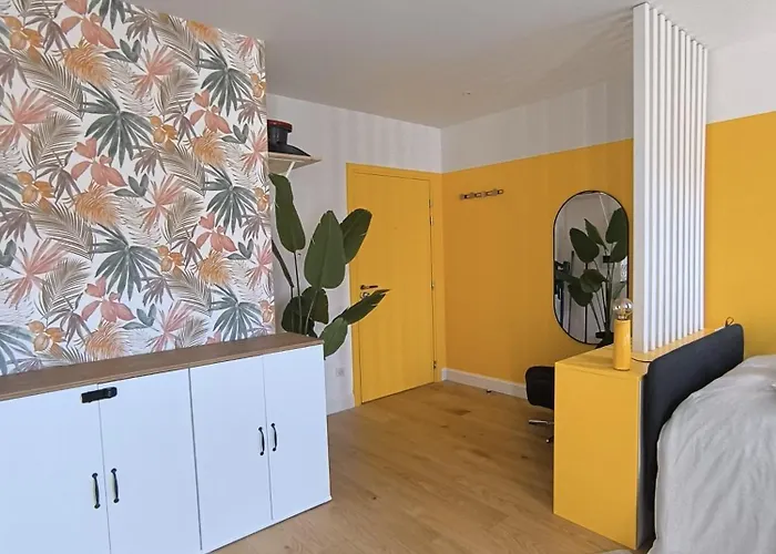 Le Yellow - Moderne & Design - Centre - Wi-fi * Мец